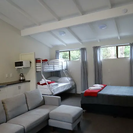 Spencer Beach Top 10 Holiday Park